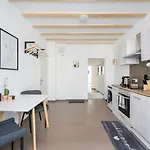 Tranquil Wachau Escape - 45m2 With Outdoor Terrace