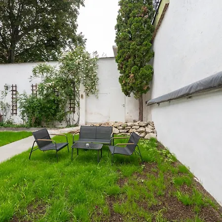 Apartamento Tranquil Wachau Escape - 45m2 With Outdoor Terrace Mautern