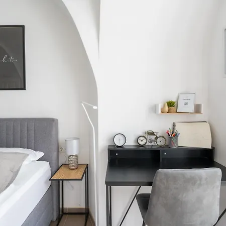 Tranquil Wachau Escape - 45m2 With Outdoor Terrace شقة