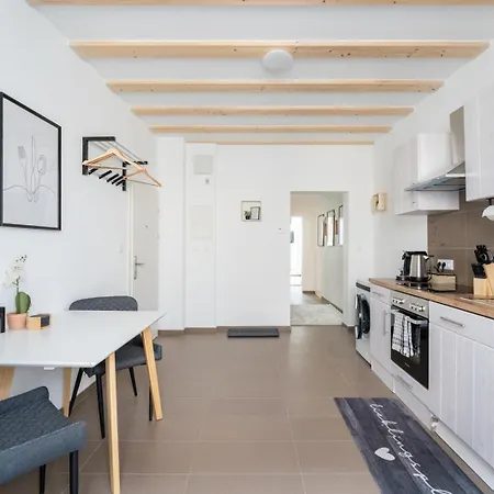 Tranquil Wachau Escape - 45m2 With Outdoor Terrace