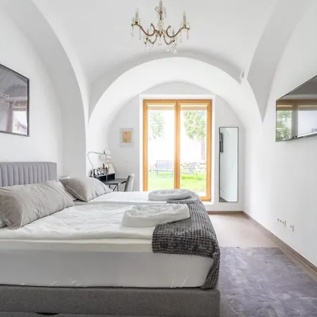 Apartamento Tranquil Wachau Escape - 45m2 With Outdoor Terrace