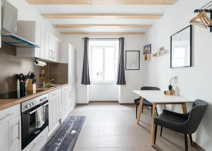 Tranquil Wachau Escape - 45m2 With Outdoor Terrace Apartamento *