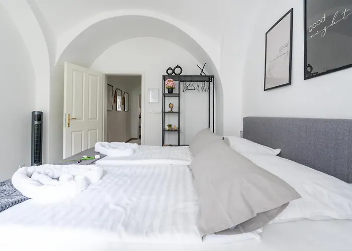 Tranquil Wachau Escape - 45m2 With Outdoor Terrace