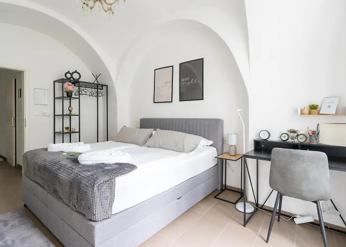 Tranquil Wachau Escape - 45m2 With Outdoor Terrace *